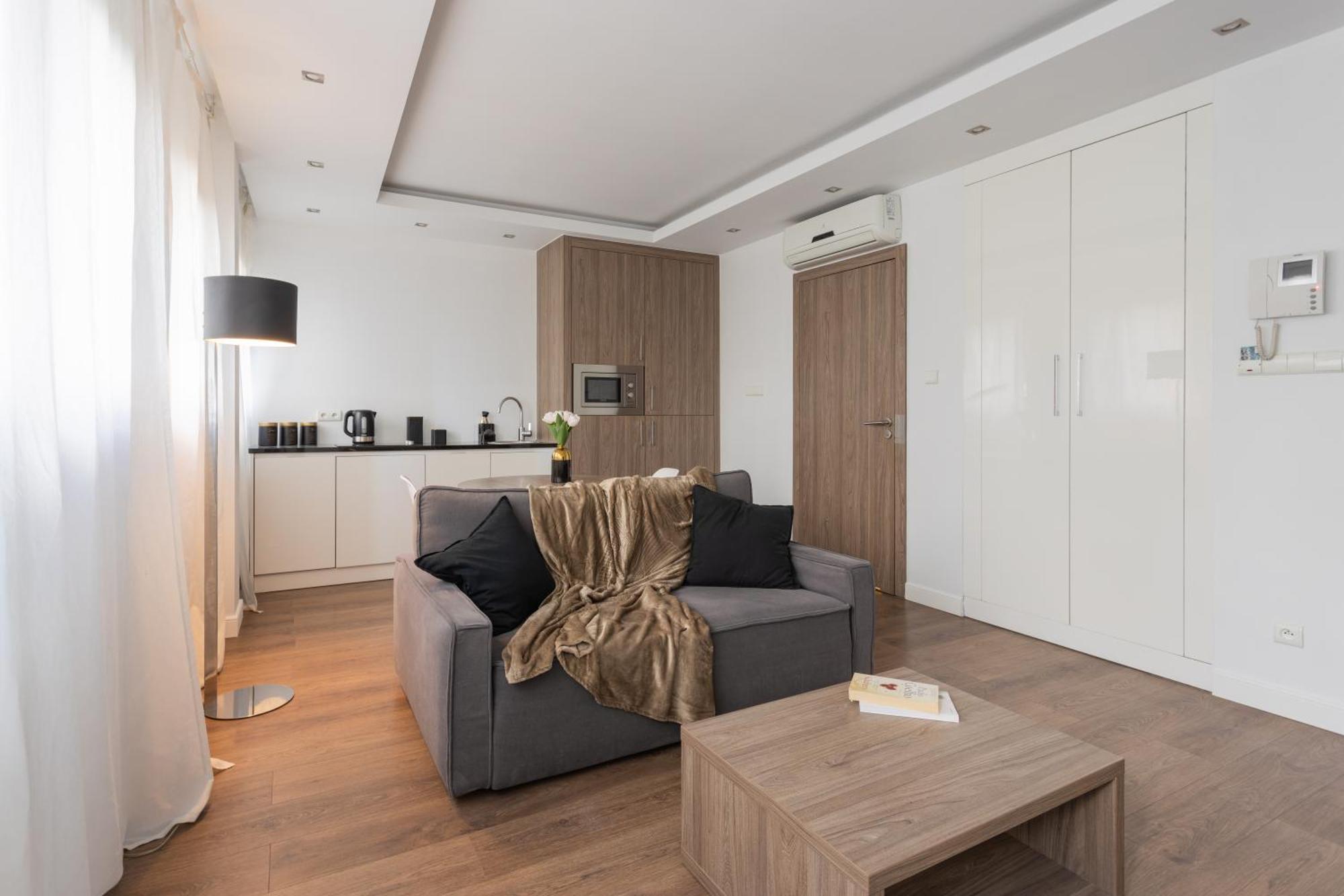 Golden Apartments Warsaw - Browary Warszawskie - Luxury & Cozy Apartments - Oxygen Residence- Wronia Екстериор снимка