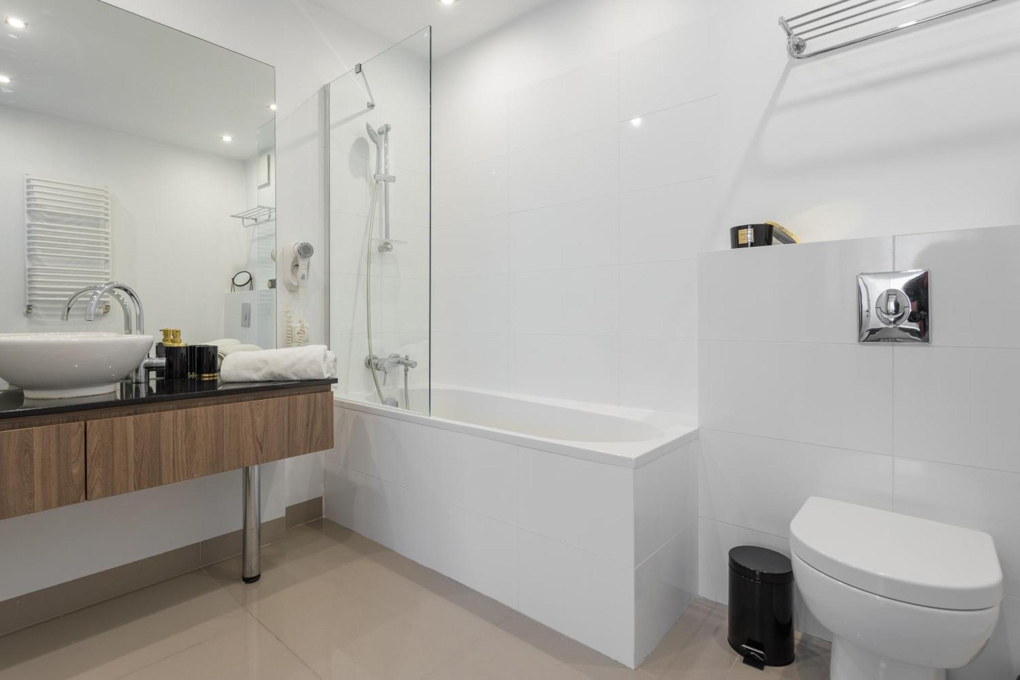 Golden Apartments Warsaw - Browary Warszawskie - Luxury & Cozy Apartments - Oxygen Residence- Wronia Екстериор снимка